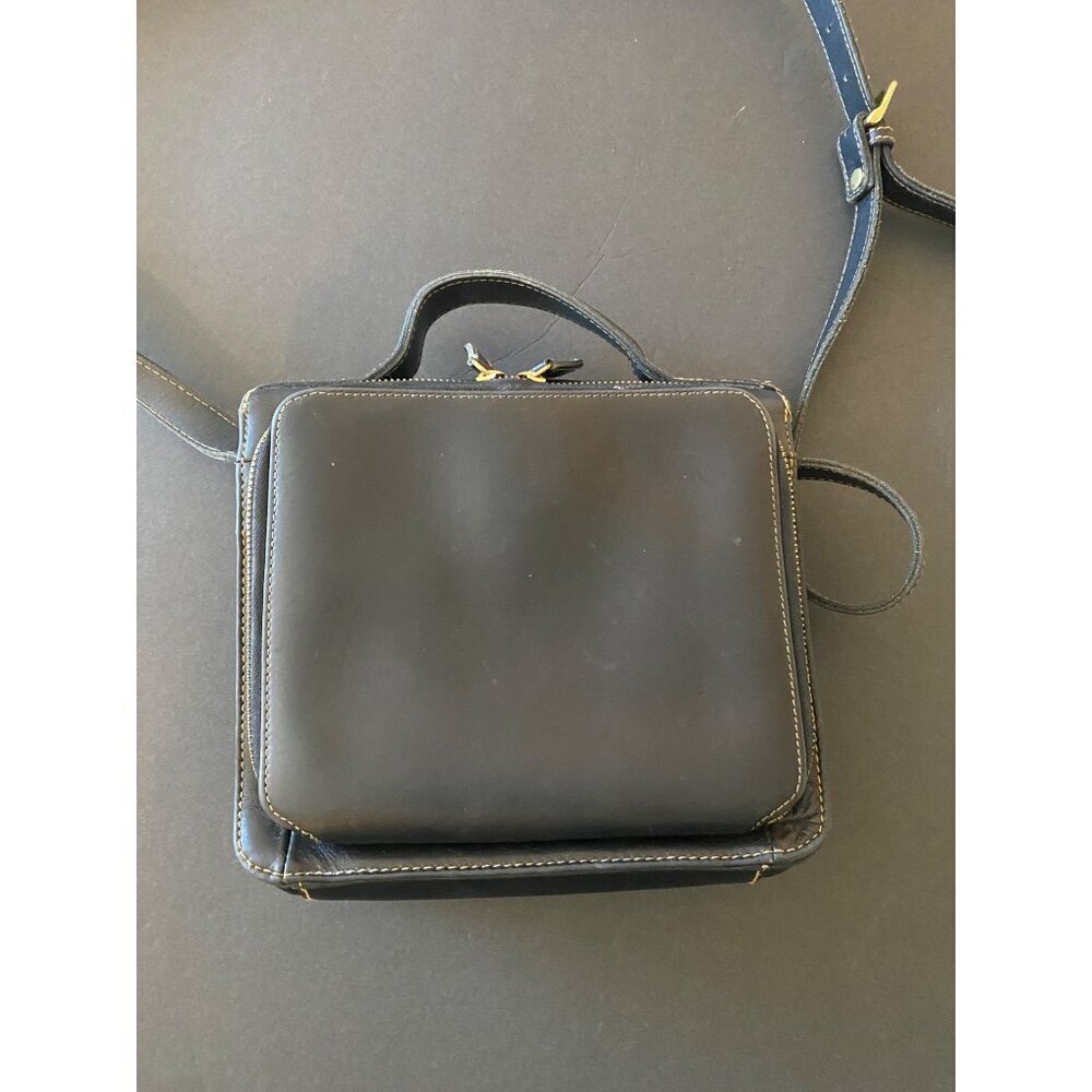 G.H. Bass Dark Brown "Willis" Style Oiled Leather Crossbody Bag - Picture 4 of 14